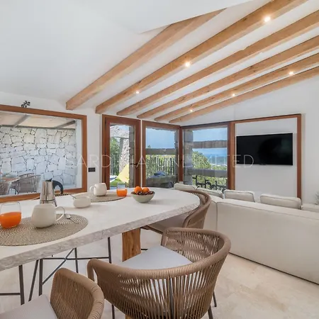 Villa Ashlar